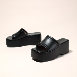 2025 Sandales et Claquettes pour Femmes à Talons Compensés et Plateforme, Mode Été, Semelle Épaisse - Product Image 6