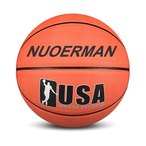Ballon de basketball officiel 29,5 <span class=keywords><strong>personnalisé</strong></span> avec <span class=keywords><strong>logo</strong></span> et design, idéal pour la promotion 2026 – Nouveauté sportive en promotion - Product Image 1