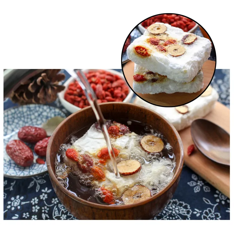 Суп тремелла сушеный в замораживании с красными фигурами и волчьей ягодой