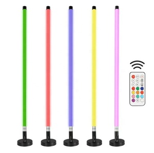 Barre lumineuse T8 RGB TL-120 rechargeable, étanche IP65, pour extérieur, avec contrôle musical, variateur d'intensité, éclairage néon coloré et clignotant - Product Image 1