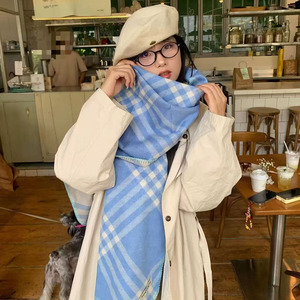 Bufanda de punto a cuadros en blanco y negro de doble cara al por mayor – Chal grueso y cálido con tacto de cachemira, calentador de cuello de invierno para mujer - Product Image 1
