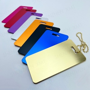 Étiquettes de code QR uniques et durables en aluminium avec finition gravée et peinte, lettrage en relief, formes personnalisées pour la publicité et le réseautage - Product Image 1