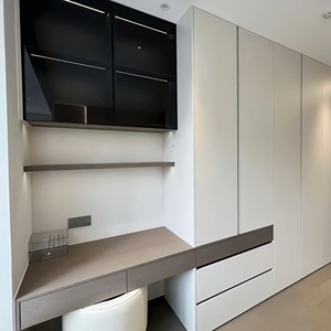 Set di <span class=keywords><strong>Armadio</strong></span> e Toletta in Legno Massello <span class=keywords><strong>Bianco</strong></span> di Lusso Moderno Personalizzato per Camere da Letto di Appartamenti con Soluzioni di Stoccaggio Salvaspazio - Product Image 5