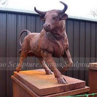 Esculturas de animales grandes para jardín al aire libre hechas a medida Estatuas de toro de hierro fundido de tamaño real a la venta