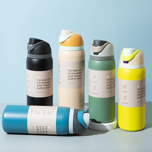 Bouteille d'eau sport isotherme en acier inoxydable à double paroi de 32 oz pour adultes, anti-fuite, avec paille, maintien thermique 12-24h - Product Image 2