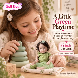 Muñeca Reborn de Silicona de Cuerpo Completo de 6 Pulgadas, Personalizada, con Ropa de Punto Verde y Pelo Corto Rizado, Regalo de Navidad para Niños - Product Image 2