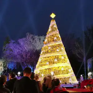 2022 في الهواء الطلق الديكور 3m حسب الطلب LED شجرة عيد الميلاد دوامة ضوء شجرة