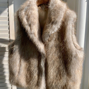 Veste Courte Slim <span class=keywords><strong>Femme</strong></span> Européenne et Américaine en Fausse Fourrure, Style Manteau Peacoat, Nouvelle Collection Printemps-Automne, Tendance Urbaine Polyvalente - Product Image 2