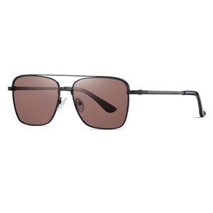 Gafas de sol clásicas de Metal para hombre y mujer, lentes de sol polarizadas de nailon Retro para conducir, pescar y piloto - Product Image 5