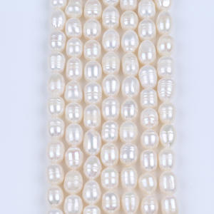 Promotion en gros de perles d'eau douce naturelles blanches de 9-10 mm, en forme de mètre, enfilées, pour matériaux de bricolage faits à la main - Product Image 3