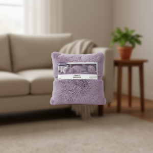 Coussin en fourrure Everest carré lilas, décoration douce pour la maison - Product Image 2
