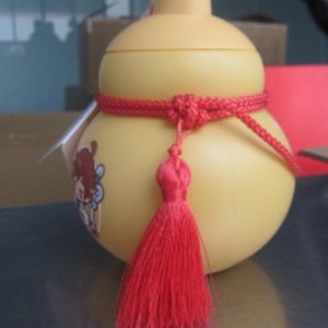 Gobelet en plastique en forme de gourde, design cartoon, sans BPA, avec couvercle, pour cadeaux promotionnels - Product Image 3