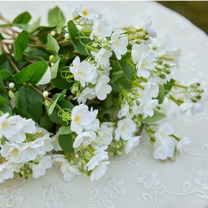 Bouquet de fleurs artificielles en soie mélangée pour la décoration intérieure et les accessoires de photographie en extérieur - Product Image 4