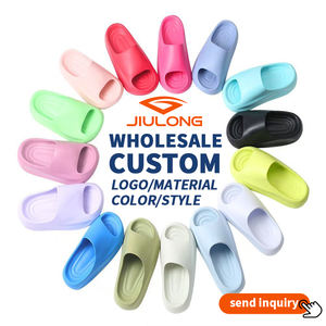 Superbes Claquettes Les Pantoufles De Femme – Dernières Chaussures et Sandales pour Femmes, Claquettes de Luxe Personnalisées de Haute Qualité, Modèles Unisexe de Créateur - Product Image 1