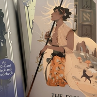 Impression personnalisée de cartes de tarot éducatives avec bordure dorée |   Jeu de cartes Oracle en papier artistique dans un coffret cadeau pour le plaisir familial