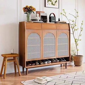 Mueble Zapatero de Madera Maciza y Ratán, Gran Capacidad, Minimalista, para Entrada o Sala de Estar - Product Image 1