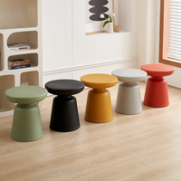 Table d'appoint en matériau PE au design créatif, style crème simple, table basse en plastique, table basse en forme de champignon, table basse d'angle