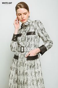 JOAN MONOGRAM MIDI DRESS Fácil de usar Sustainable Office Lady Visco Silk Embalaje personalizado del fabricante de Vietnam - Product Image 5