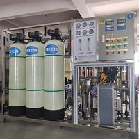 Système de traitement d'eau RO EDI haute pureté pour l'utilisation dans l'industrie des semi-conducteurs et pharmaceutique