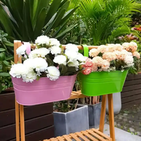 Support pour pot de fleur en métal avec double crochet avec logo personnalisé blanc plante jardinière galvanisée balcon cintre en fer seau ovale