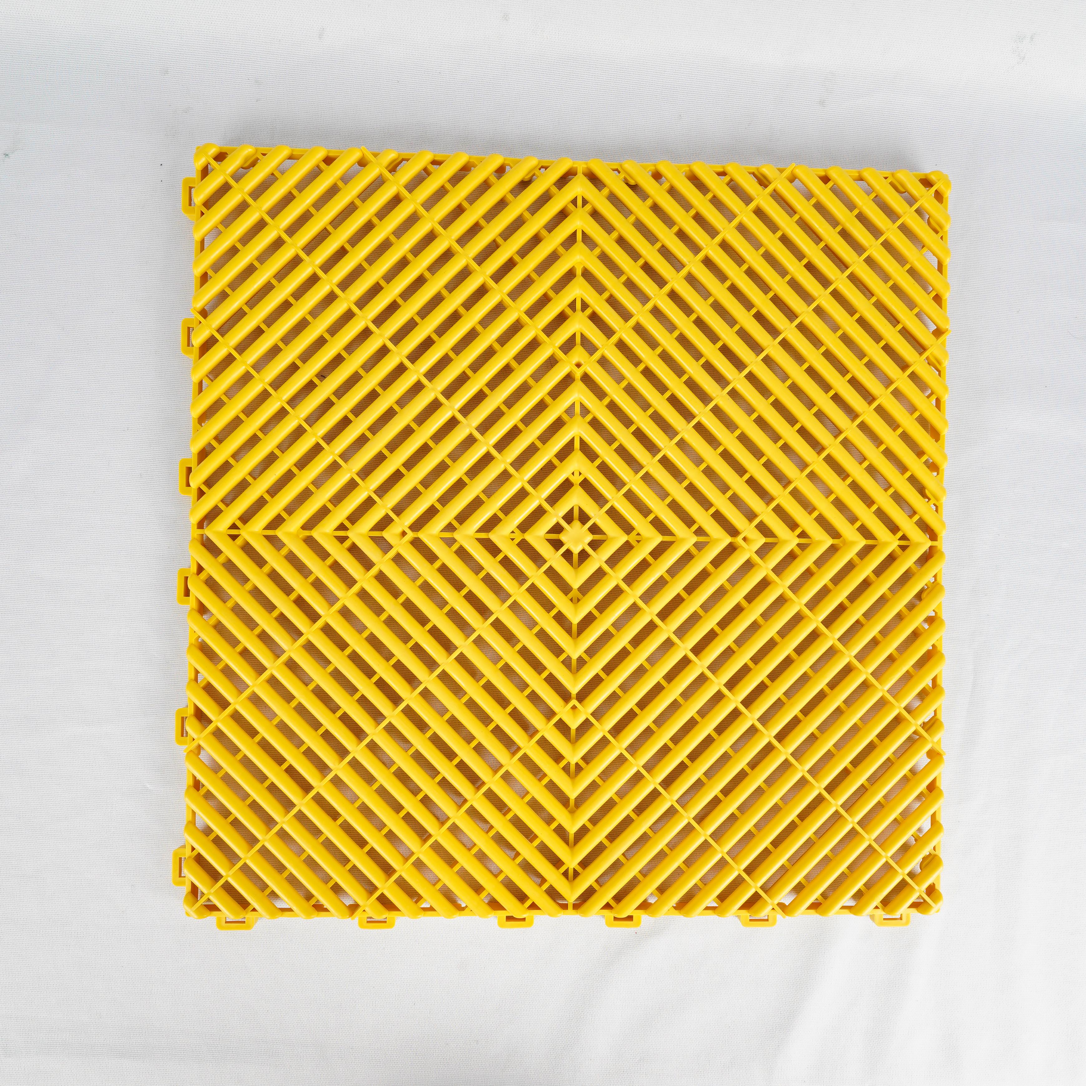 Jaune