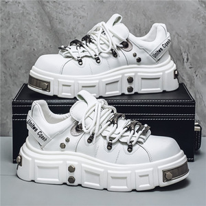 Nouvelles chaussures de skate décontractées à semelle épaisse et rehaussante pour le printemps et l'automne, baskets blanches tendance de luxe léger, design de niche de marque, vente chaude - Product Image 6