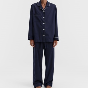 Ensemble de vêtements de nuit pour femmes personnalisé, bleu clair rayé, modal, manches longues, boutonné, vêtements de détente, pyjama en coton biologique avec poche - Product Image 2