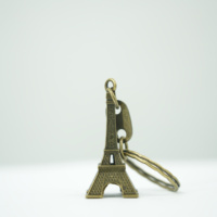 Tour Eiffel porte-clés rétro Souvenirs français mousqueton promotionnel parure élégante pour voitures et clés