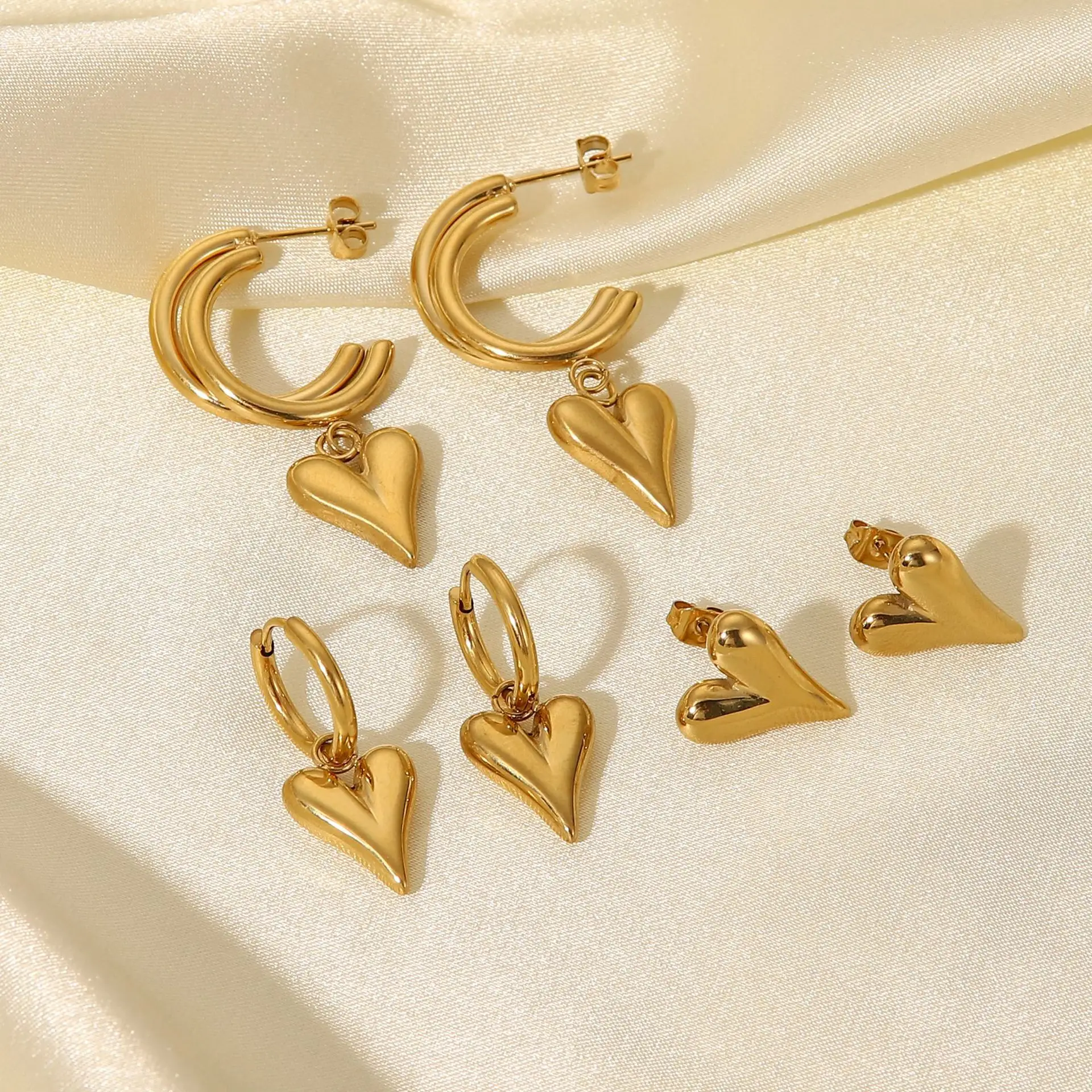 High Quality 18K Gold Plated Jewelry 316L Titanium Steel Heart Hoop Earring Stainless Steel Geometric Love Heart Drop Earring
