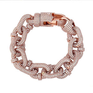 Pulsera de Lujo de Plata de Ley 925 con Eslabones Cubanos y Piedras de Moissanita Cultivadas en Laboratorio, Perfecta para Joyería de Moda Atrevida - Product Image 3