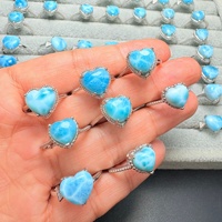 Bague en Larimar Naturel en Gros S925 Ornée de Motifs en Forme de Cœur – Bagues en Larimar