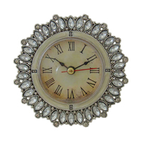 Horloge de table circulaire encadrée en alliage de zinc en métal rouge en laiton antique