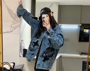 <span class=keywords><strong>Veste</strong></span> <span class=keywords><strong>en</strong></span> <span class=keywords><strong>jean</strong></span> unisexe personnalisée pour <span class=keywords><strong>femme</strong></span>, coupe ample, bleu délavé, avec patchs imprimés, style streetwear, <span class=keywords><strong>en</strong></span> promotion - Product Image 2