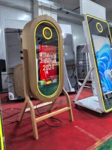 Venta al por mayor <span class=keywords><strong>Fotomaton</strong></span> Selfie Photobooth Machine Kiosk Magic Mirror Photo Booth Shell Boda o fiesta Photo Mirror Booth para la venta - Product Image 4