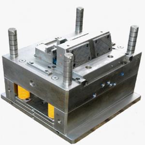 Oferta Especial: Molde de Inyección para Puerta para Mascotas con Solapas Magnéticas Cuadradas y Marco de Plástico - Product Image 1