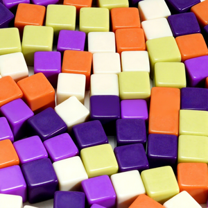 Fourniture directe usine : <span class=keywords><strong>Dés</strong></span> en acrylique colorés à angle droit de 16 mm avec 5 000 pièces pour les jeux d'échecs et de cartes - Product Image 3