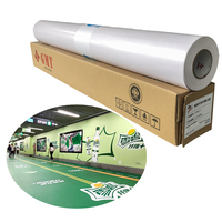 Vente en gros rouleau de film vinyle auto-adhésif en PVC blanc brillant imprimable pour emballages de camions alimentaires et de véhicules et enseignes de magasin