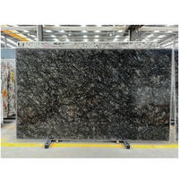 Prix ​​bas, dalle de granit argenté Kozmus, granit noir métallique pour décoration intérieure