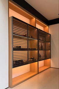 ตู้เก็บไวน์ดีไซน์ทันสมัยพร้อมช่องระบายอากาศสำหรับเก็บไวน์และตกแต่งบ้าน - Product Image 2