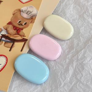 Pinces à cheveux ovales en plastique durable couleur macaron, pinces à franges mignonnes style INS en forme de bec de canard pour filles, accessoires pour étudiantes, cadeaux promotionnels en soie - Product Image 3
