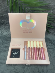 Großhandel Lipkit mit Halskette Hochwertiges Lipgloss-Set zu Gutem Preis Ultram Kosmetik-Set De Gloss De Labios - Product Image 6