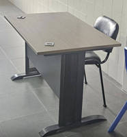 Bureau de direction moderne ergonomique et durable - Mobilier de bureau intérieur en bois, écologique, également adapté aux enseignants