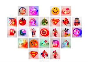 Vente en gros de breloques de chaussures flash en PVC de dessin animé chaussures <span class=keywords><strong>lumineuses</strong></span> à la mode décoration chaussures sabots en caoutchouc rougeoyant - Product Image 2