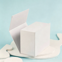 Boîte cadeau personnalisée de luxe en carton blanc imperméable avec couvercle fermé pour vêtements, emballage cadeau élégant et écologique