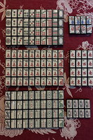 Jeu de tuiles de Mahjong américain avec caractères chinois traditionnels, points en bambou, dragons, jokers et bordure noire