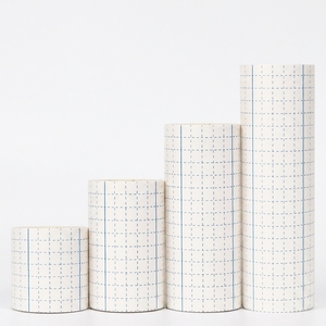 Atmungsaktives, hypoallergenes, breites, nicht gewebtes medizinisches Klebeband, unsichtbares Tattoo-Abdeckpflaster, Brustwarzenpflaster - Product Image 1