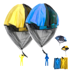 Nouveauté : Mini-soldat <span class=keywords><strong>parachutiste</strong></span> à <span class=keywords><strong>lancer</strong></span> à la main, <span class=keywords><strong>jouet</strong></span> de jeu de parachute volant en plastique pour enfants, pour l'extérieur - Product Image 1