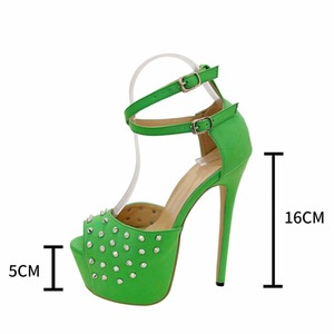 Zapatos de Fiesta Verdes Sexys para Mujer, Tacones Altos y Delgados, Plataforma Gruesa, Sandalias con Punta Abierta, Zapatos de Baile para Club, con Remaches Metálicos y Gamuza - Product Image 6