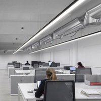 Luminaires suspendus LED, lampes suspendues, lustres, éclairage suspendu RGB à intensité variable, bureau, salle de sport, salle de conférence, KTV, billard, supermarché