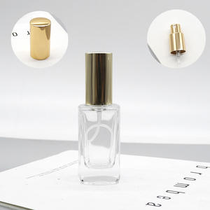 Envase de Vidrio Blanco Cristalino para Perfumes y Cosméticos, Botella Vacía Cuadrada de 30 ml, Recargable y con Atomizador, con Tapa de Rosca y Embalaje en Caja - Product Image 3